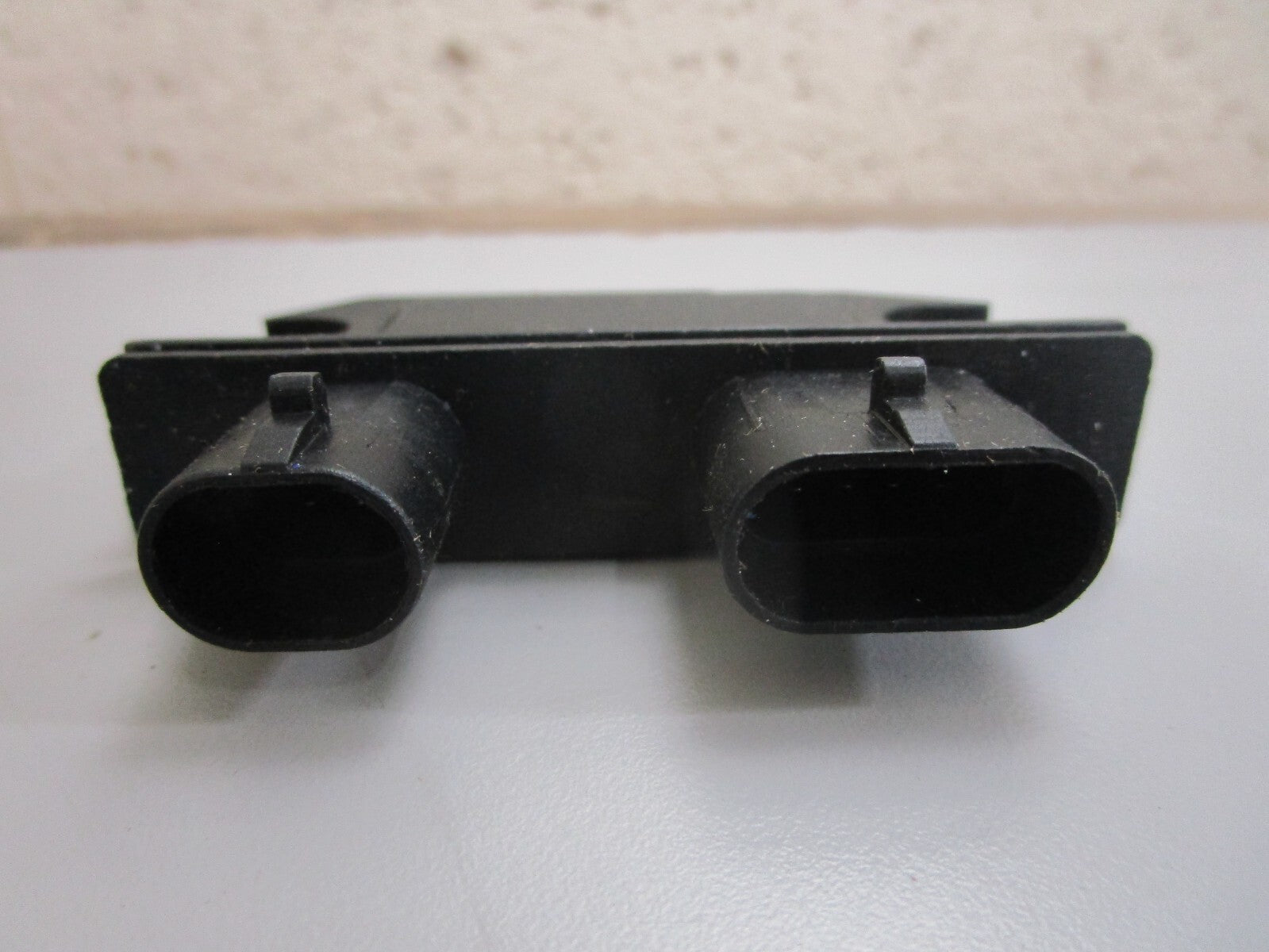 *NEW OEM* 0820 Volvo Penta Ignition Module 3854003