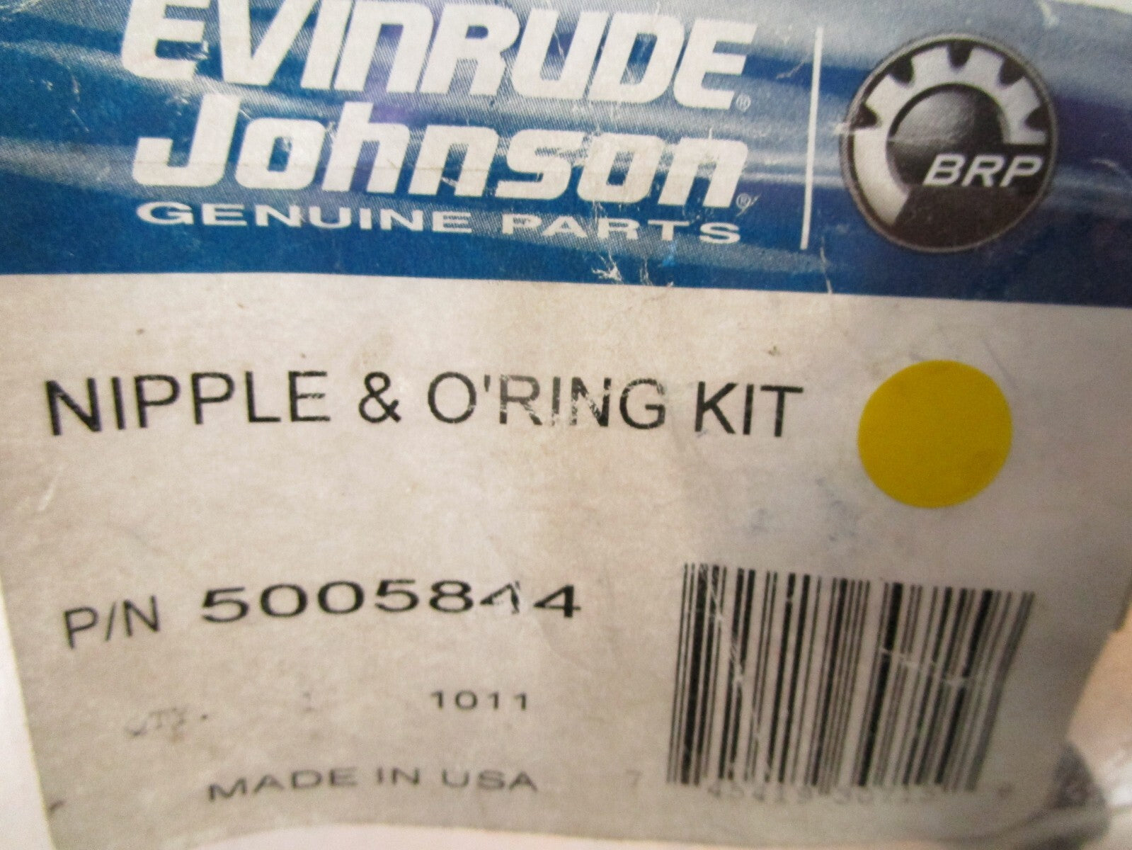 *NEW OEM* 0810 OMC Johnson Evinrude Nipple & O-Ring Kit 5005844