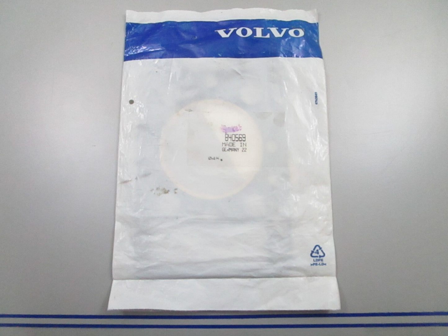 *NEW OEM* 0810 Volvo Penta Gasket 840569