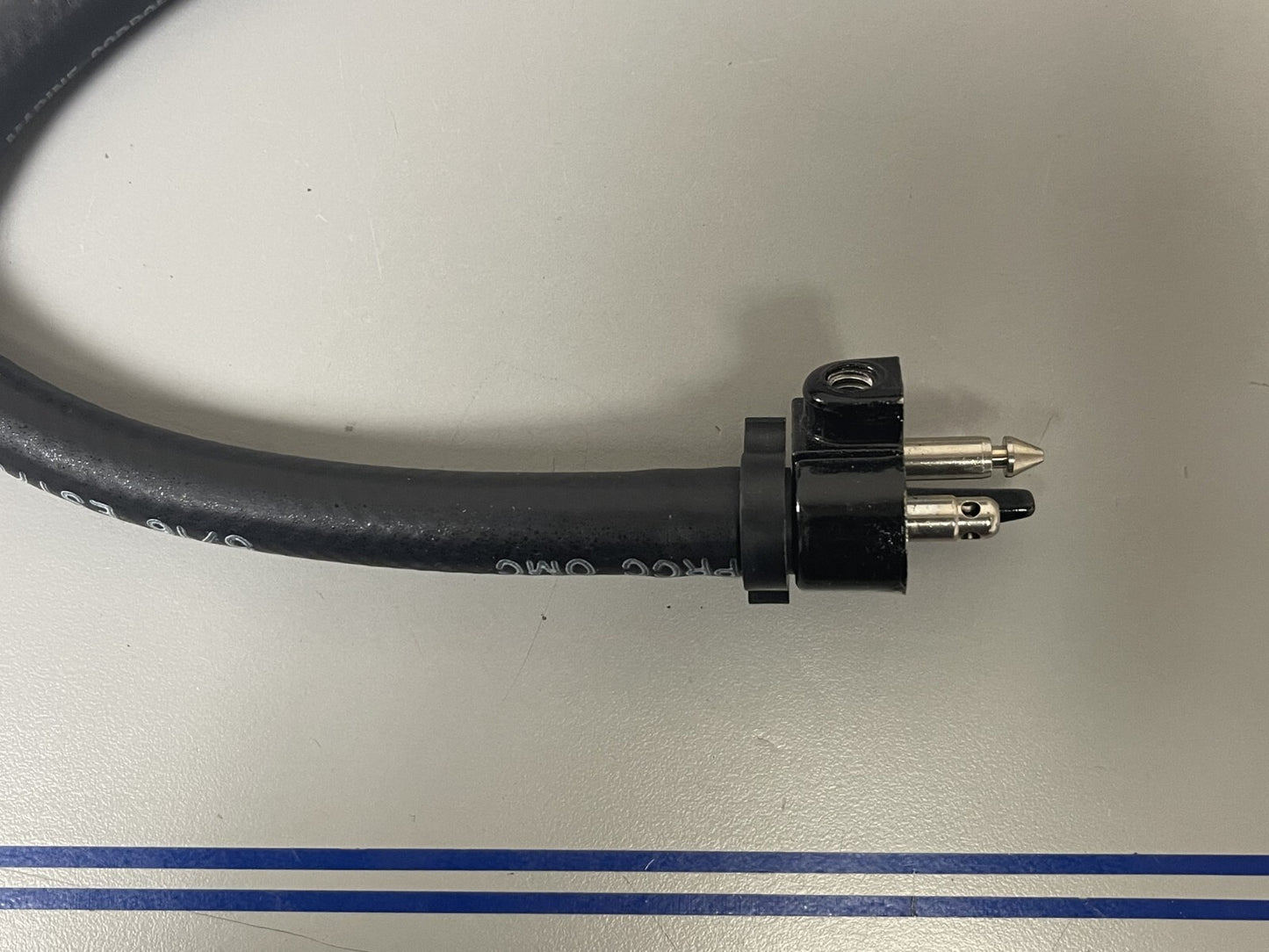 *NEW OEM* 0670 OMC Johnson Evinrude Fuel Hose Adapter 398339 0398339