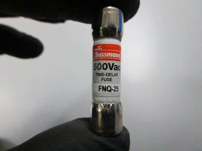 *NEW* (LOT OF 10) 0810 Bussmann 25A Fuse FNQ-25