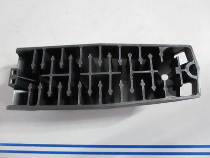 NEW OEM 341426 0341426 OMC Johnson Evinrude Exhaust Relief Cover 0820