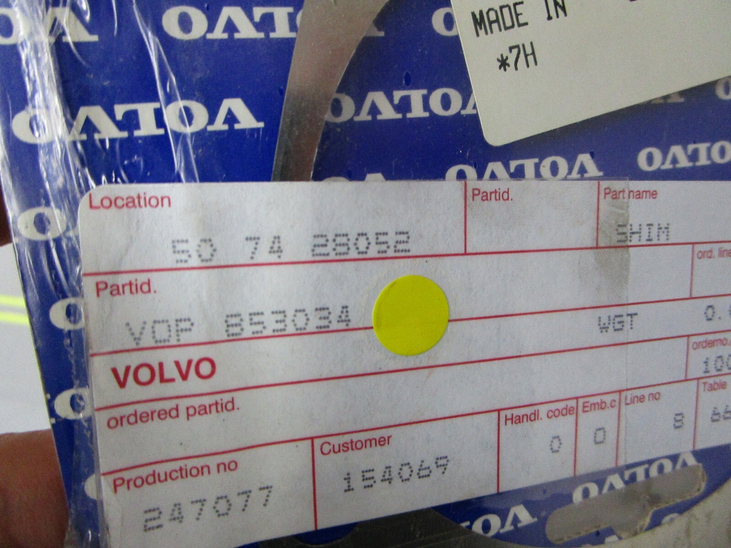 *NEW OEM* 0810 Volvo Penta Shim 853034