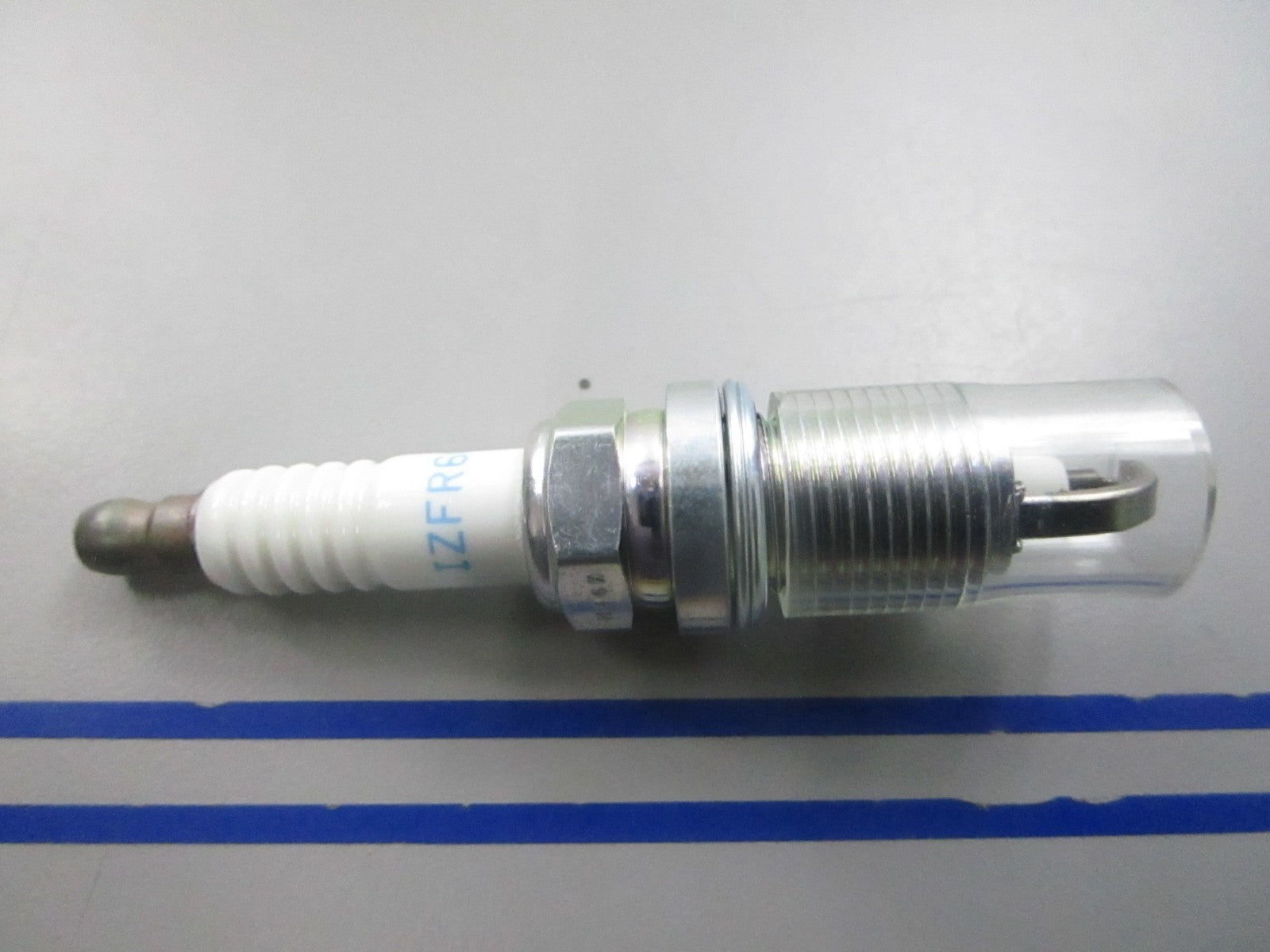 NEW IZFR6Q NGK Spark Plug 0810