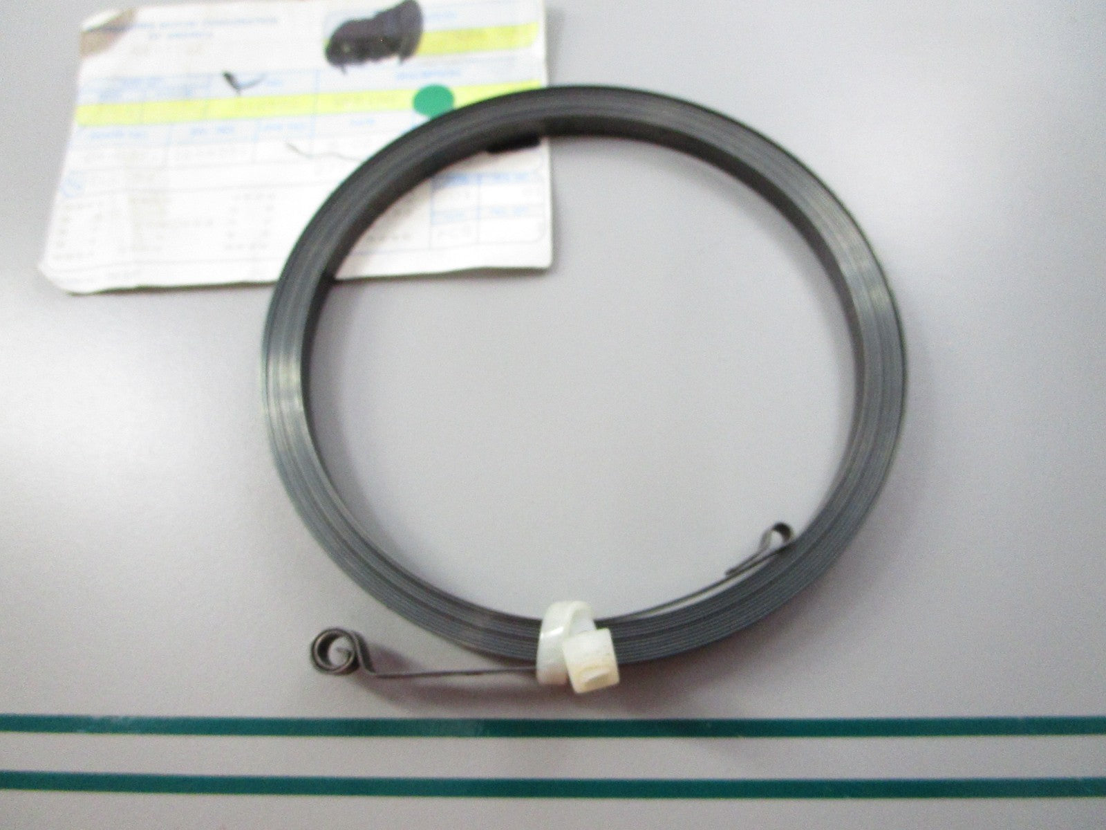 NEW OEM 312932 0312932 OMC Johnson Evinrude Spring 0810