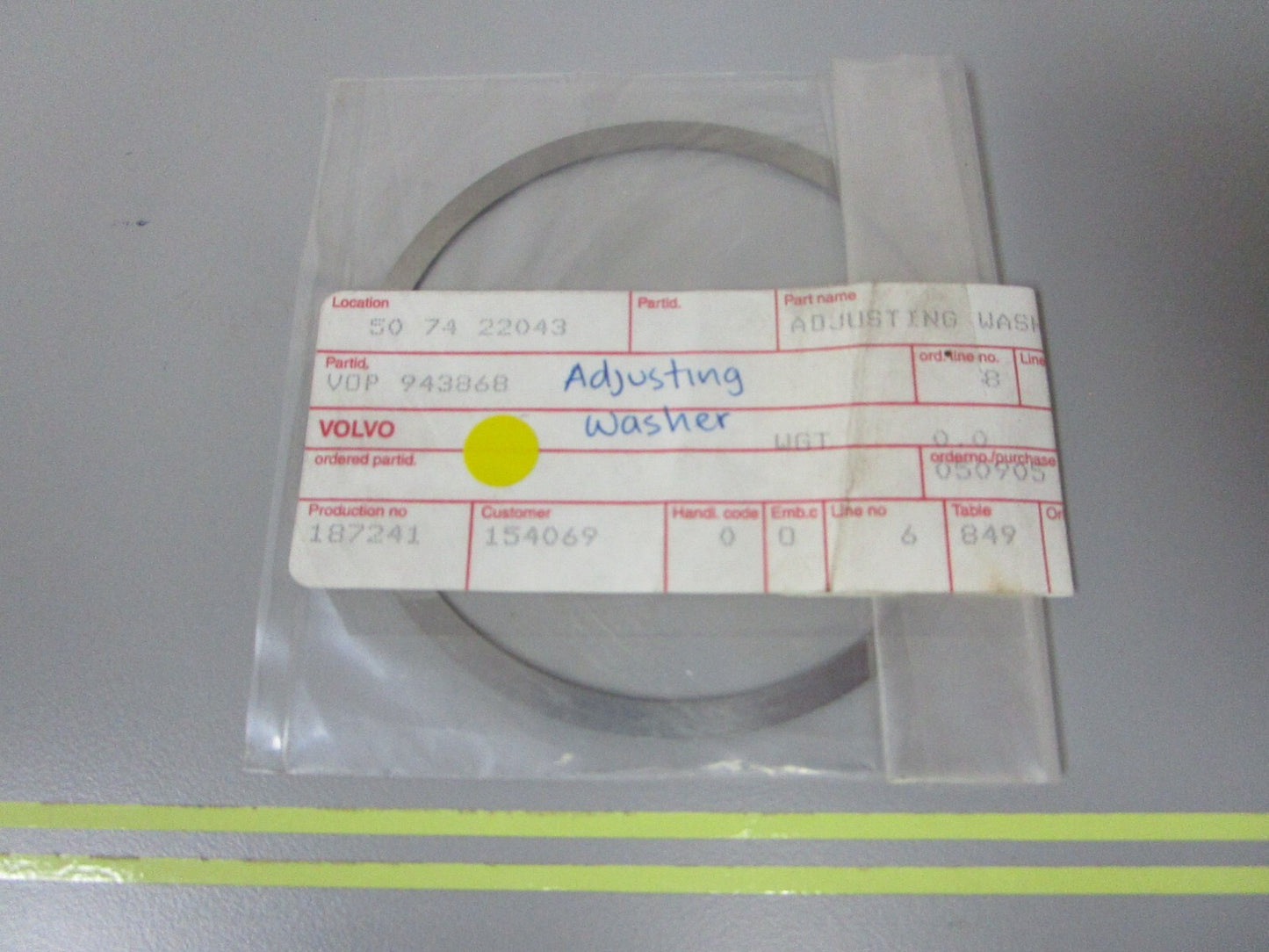 *NEW OEM* 0810 Volvo Penta Adjusting Washer 943868