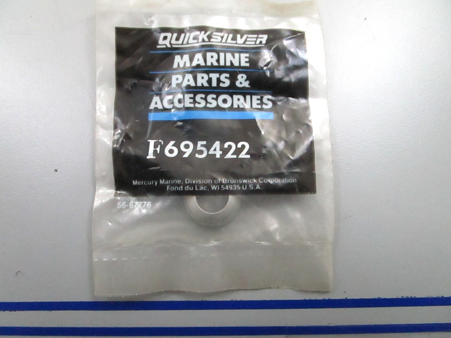 *NEW OEM* 0810 Mercury Quicksilver Pivot F695422