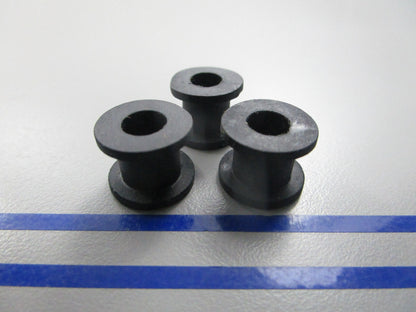NEW OEM (LOT OF 3) 25-F475504 Mercury Quicksilver Grommet 0810