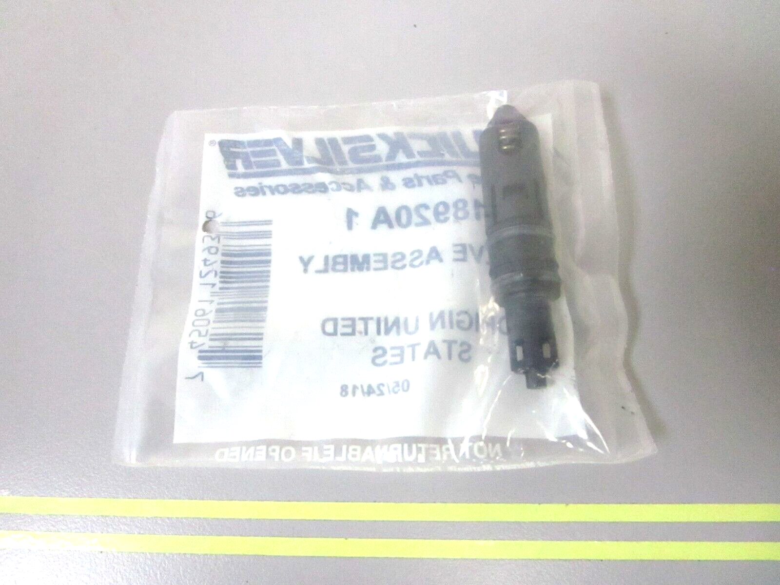*NEW OEM* 0750 Mercury Quicksilver VALVE ASSEMBLY 18920A 1