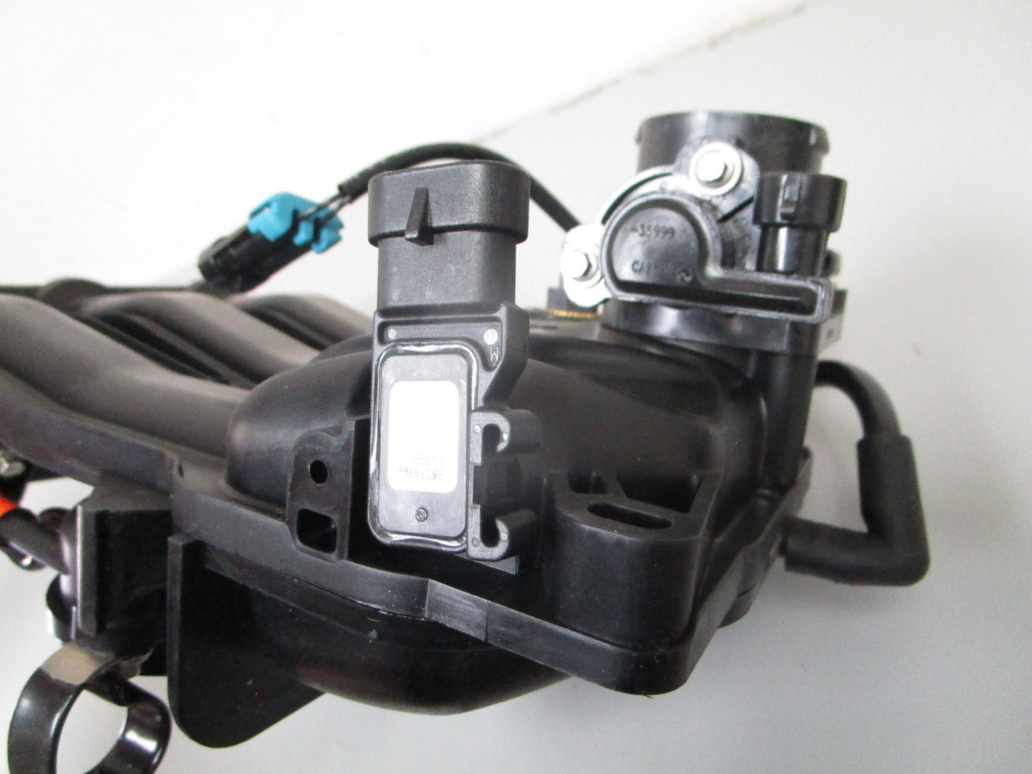 *NEW OEM* 0820 Mercury Quicksilver 3Cyl. Intake Manifold Assy 878139A07