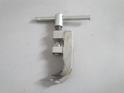 NEW OEM 9995022 Volvo Penta Press Tool 0820
