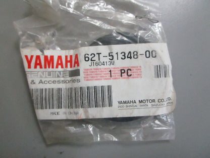 *NEW OEM* 0820 Yamaha Spacer 62T-51348-00-00