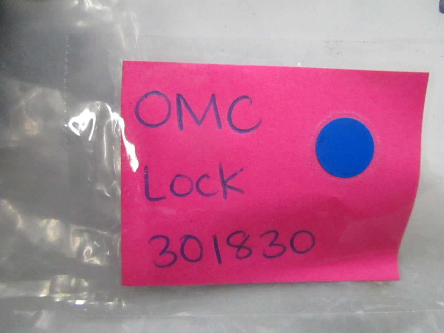 *NEW OEM* (LOT OF 2) 0810 OMC Johnson Evinrude Lock 301830 0301830