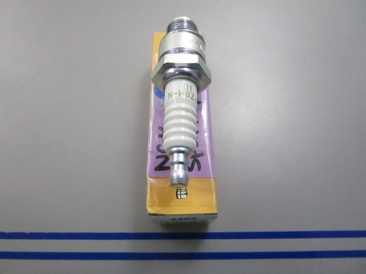 NEW BPZ8H-N-10 NGK Spark Plug 0810