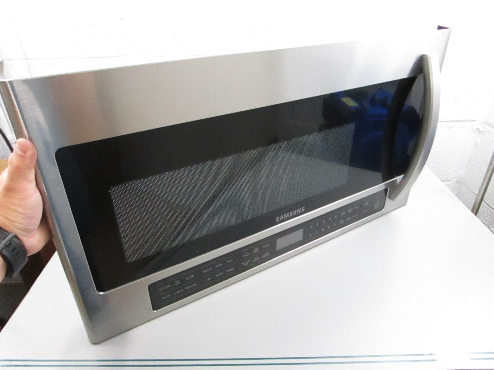 NEW OEM DE94-03237R Samsung Microwave Door Assembly 0810
