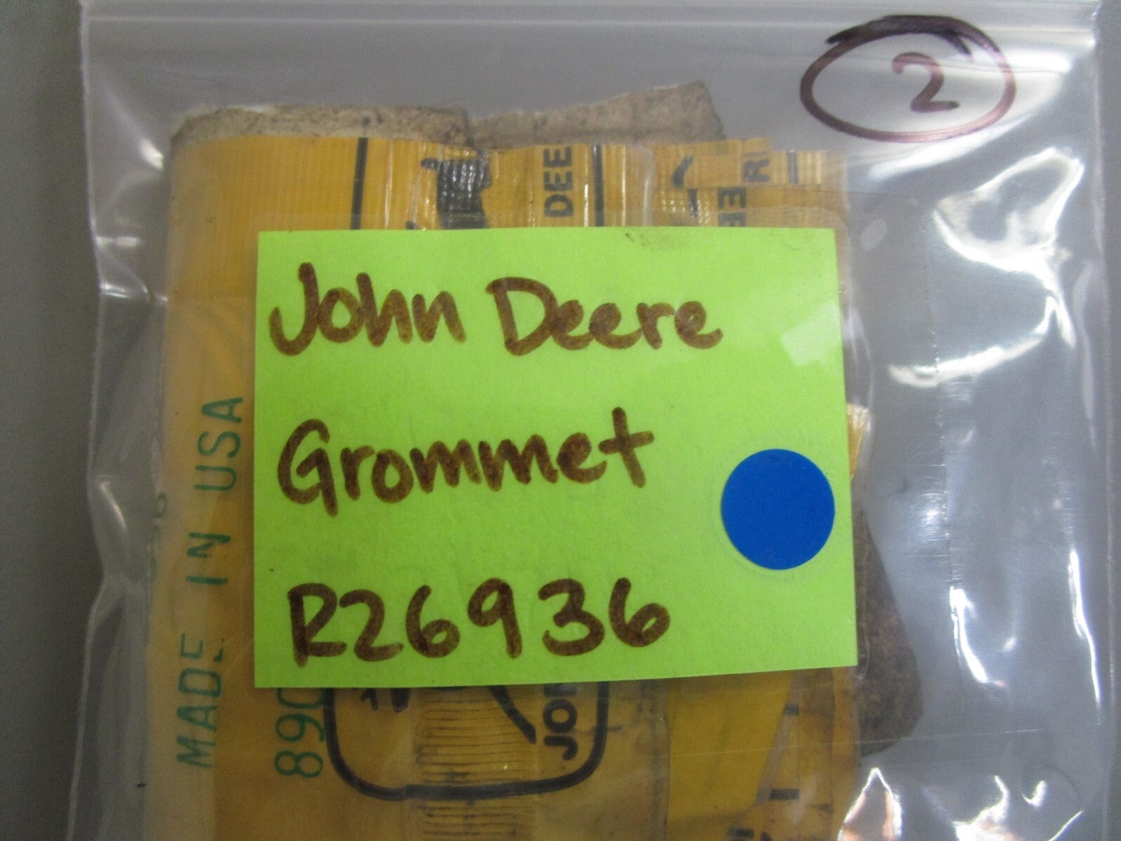 *NEW OEM* 0810 John Deere Grommet R26936