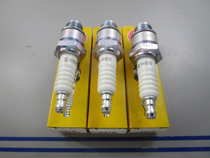 NEW (LOT OF 3) B8HS NGK Spark Plug 0810