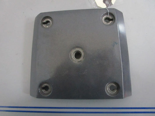 NEW OEM 914480 0914489 OMC Johnson Evinrude Drive Gear Housing Cover 0820