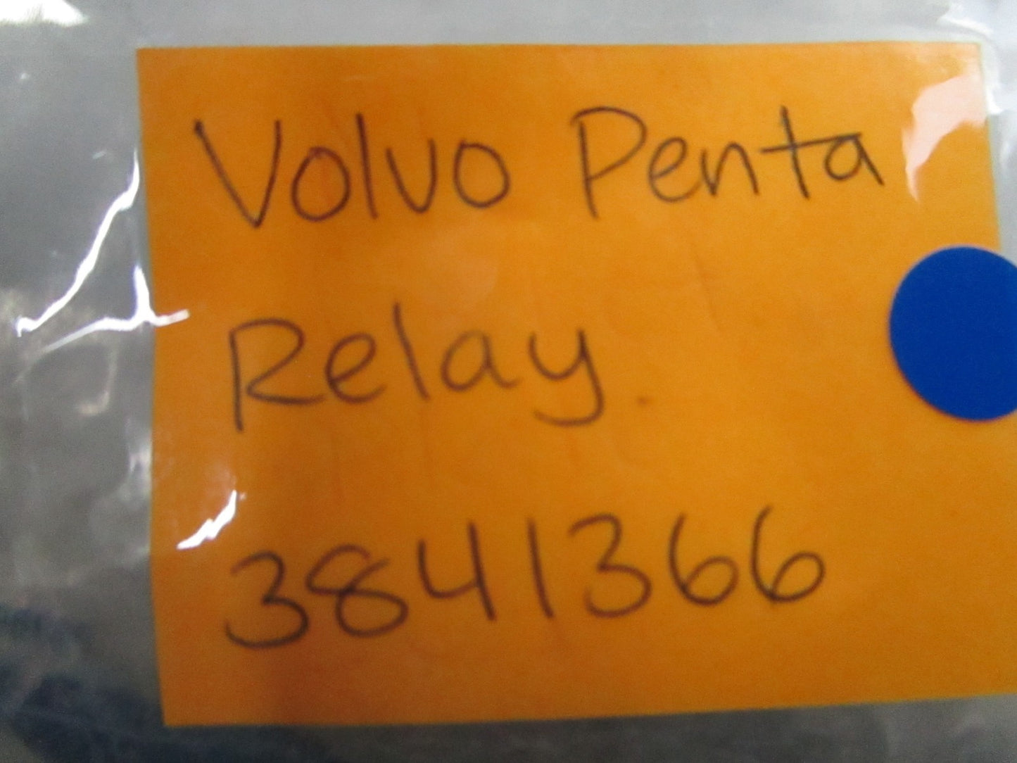 *NEW OEM* 0810 Volvo Penta Relay 3841366