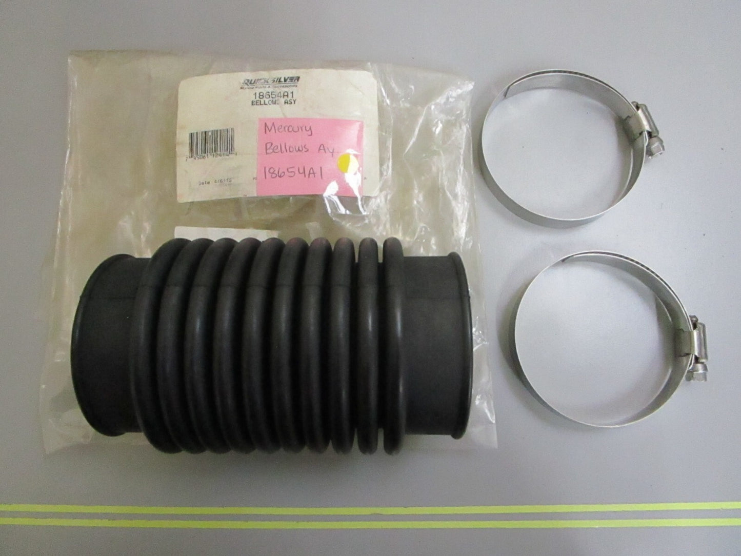 *NEW OEM* 0810 Mercury Quicksilver Bellows Assembly 18654A1