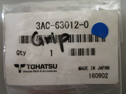 *NEW OEM* 0780 Nissan Tohatsu Grip 3AC-63012-0 3AC630120