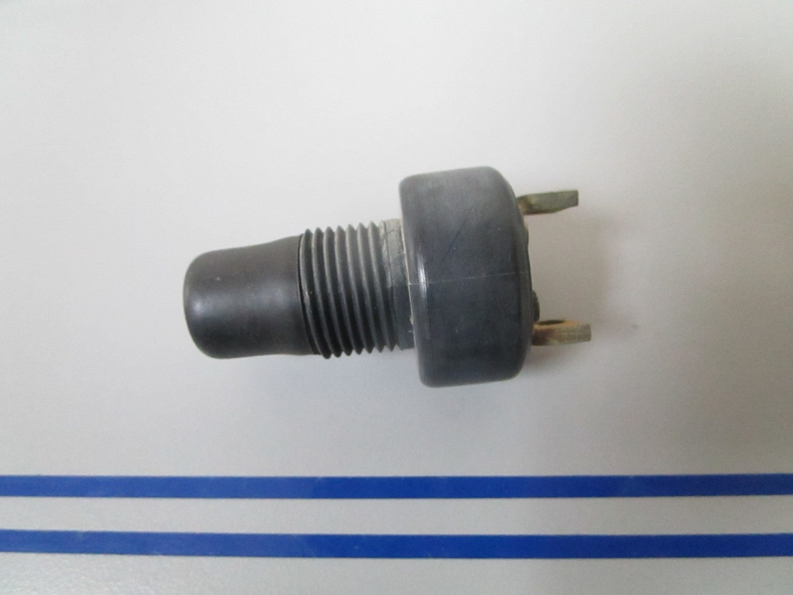 NEW OEM 386458 0386458 OMC Johnson Evinrude Switch 0720