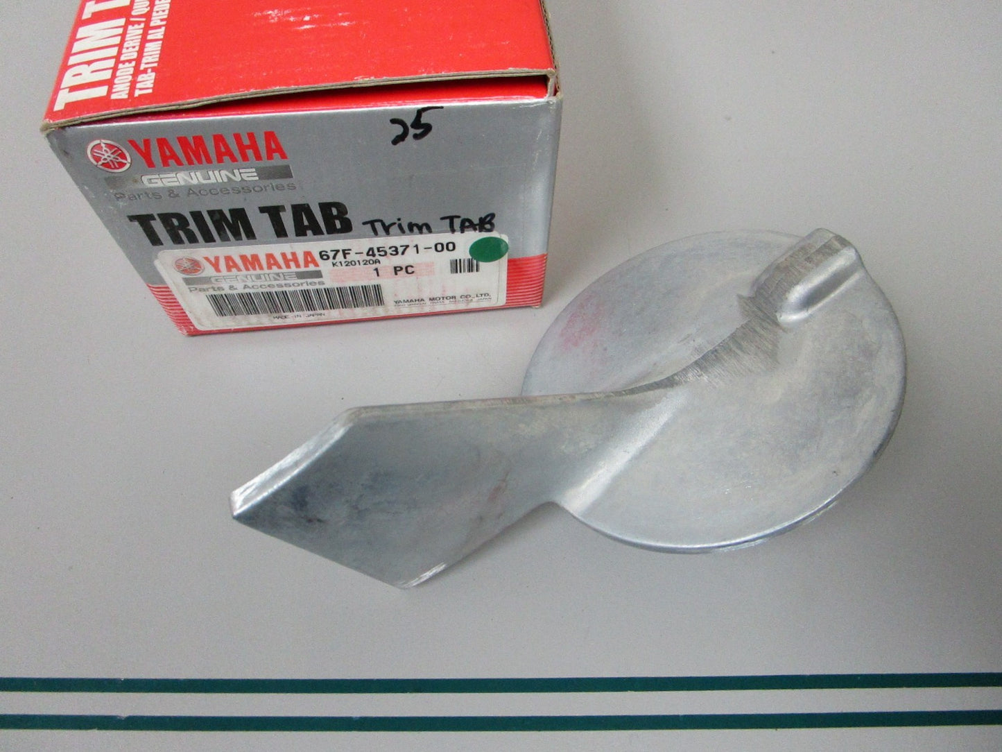 NEW OEM 67F-45371-00-00 Yamaha Trim Tab 0810