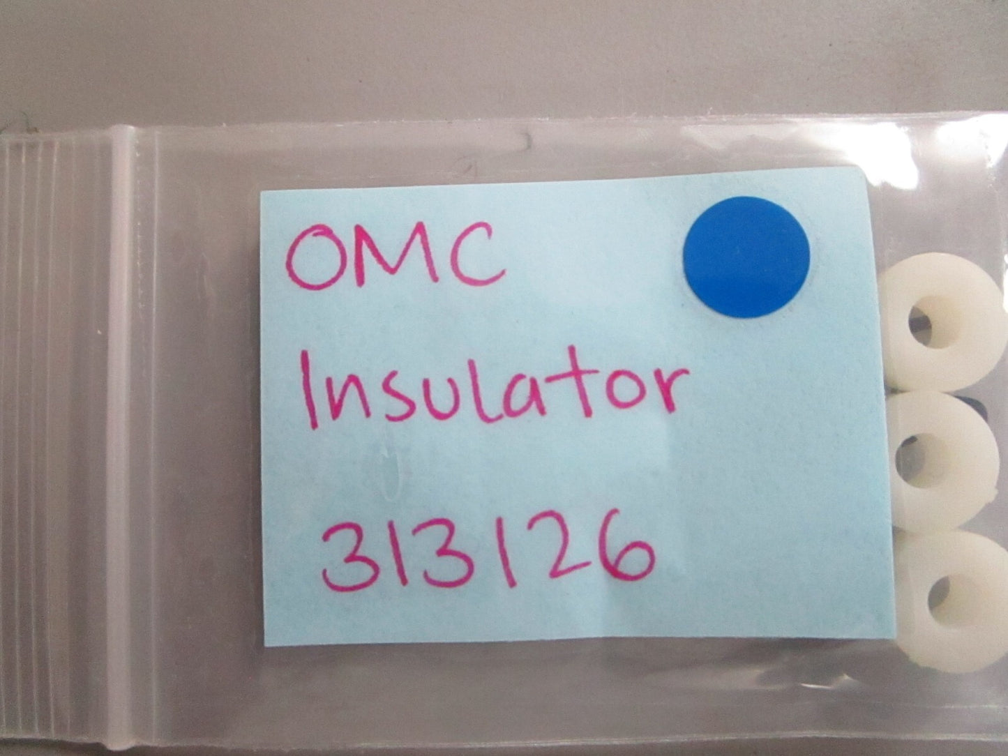 *NEW OEM* (LOT OF 3) 0810 OMC Johnson Evinrude Insulator 313126 0313126