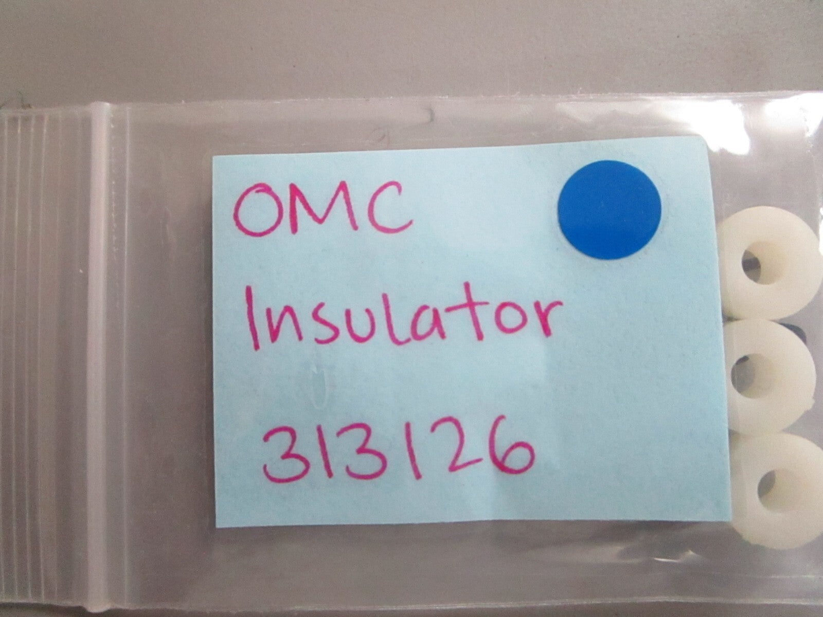 *NEW OEM* (LOT OF 3) 0810 OMC Johnson Evinrude Insulator 313126 0313126