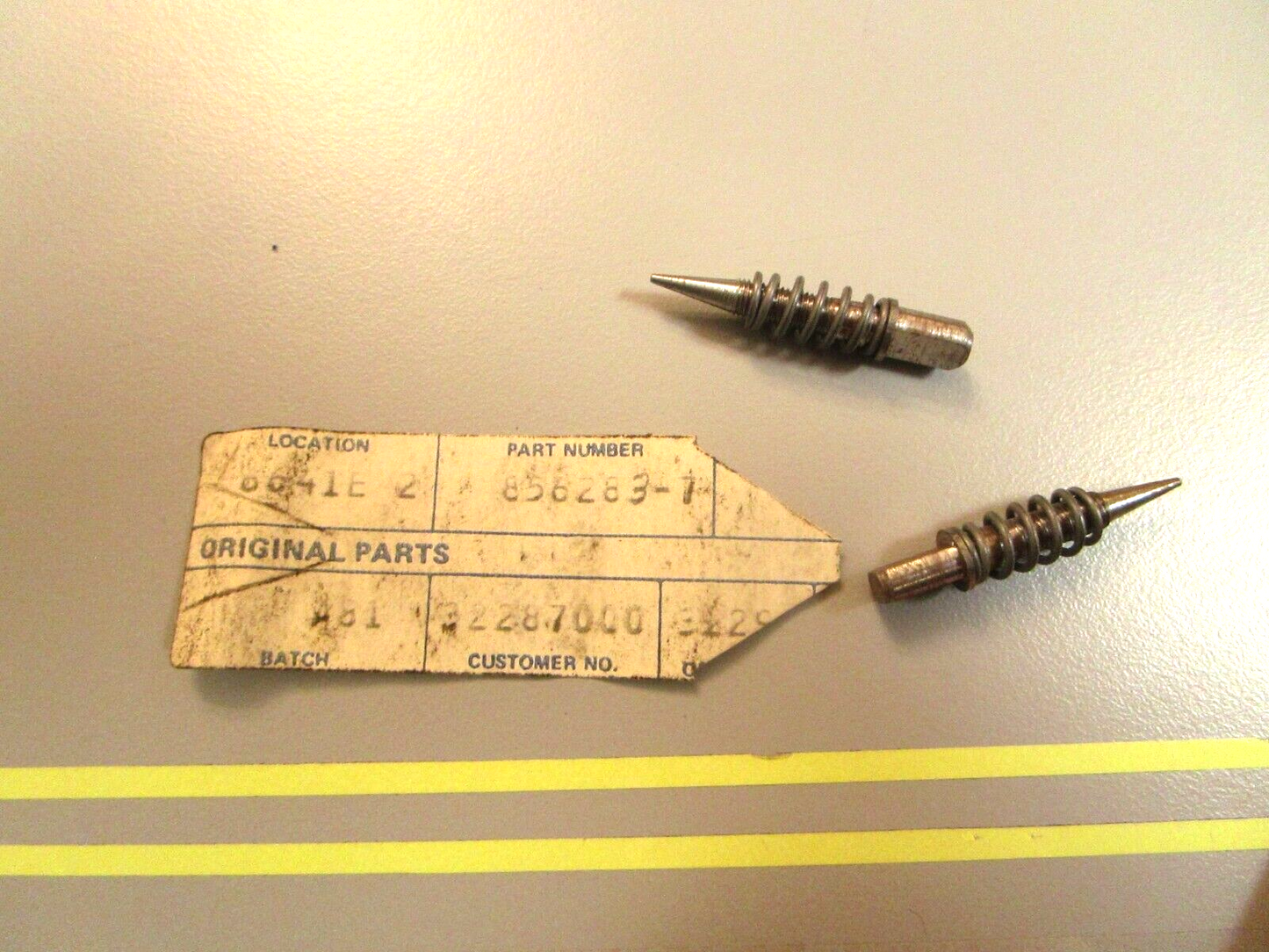 *NEW OEM* (LOT OF 2) 0750 Volvo Penta IDLE NEEDLE 858283