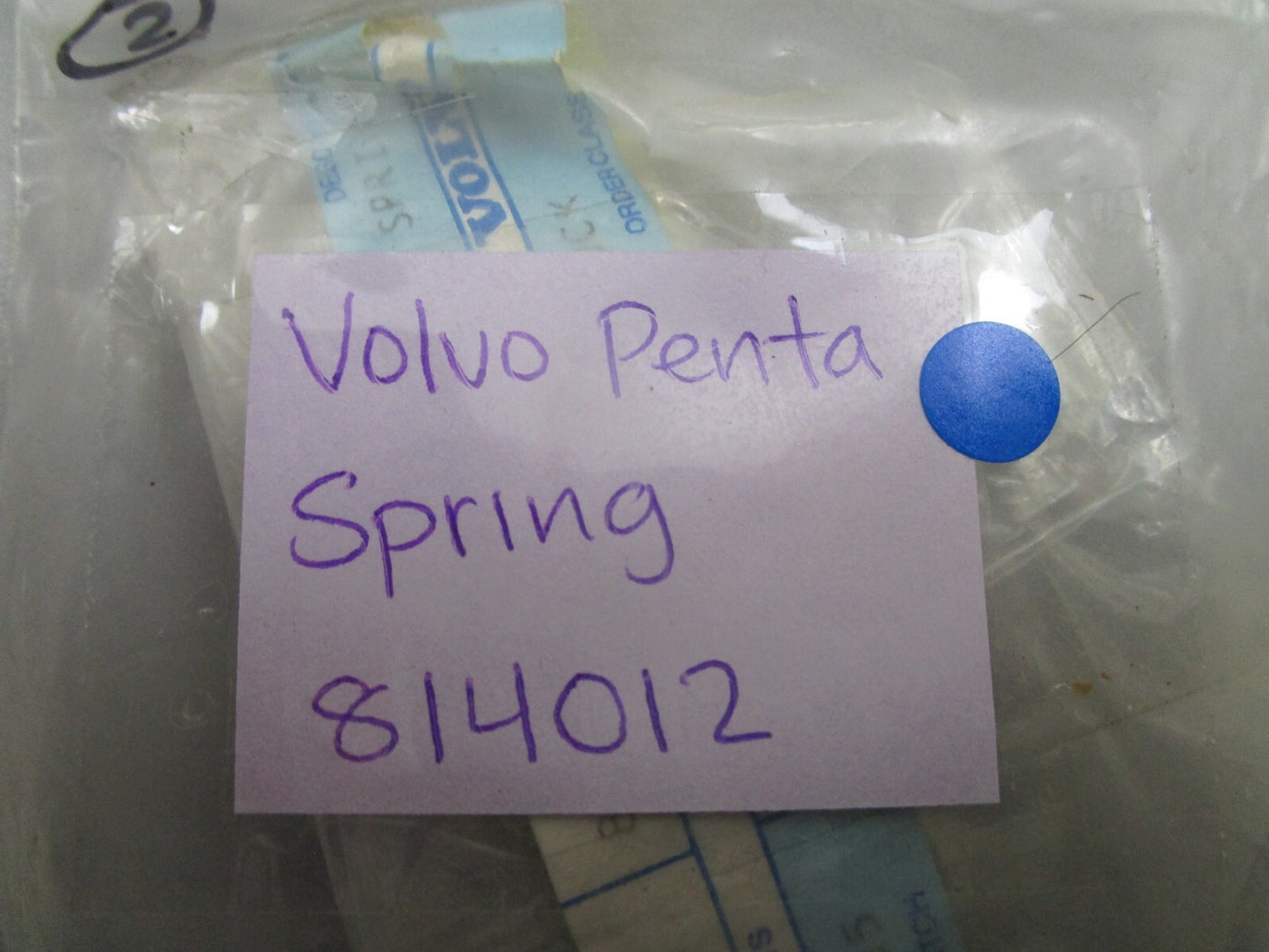 *NEW OEM* 0810 Volvo Penta Spring 814012