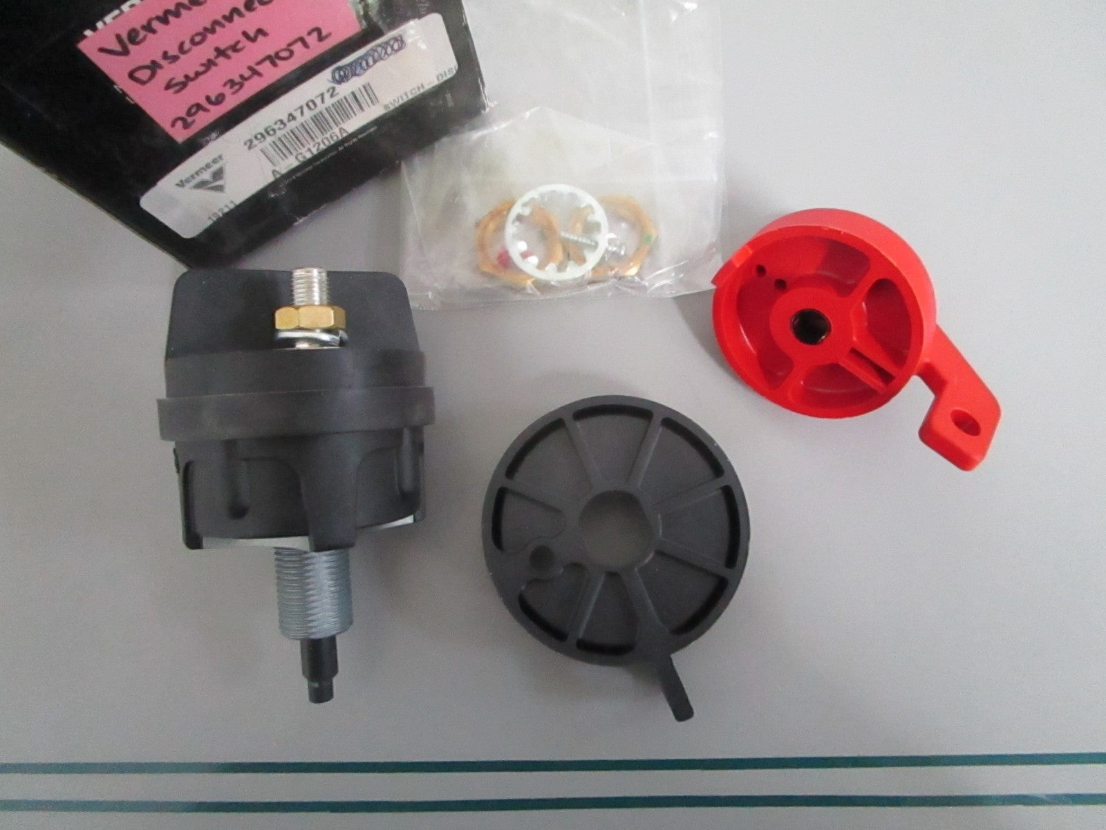 NEW OEM 296347072 Vermeer Disconnect Switch 0820