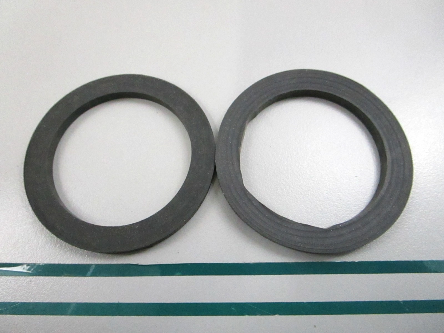 OMC Johnson Evinrude NEW OEM Fuel Bowl Gasket 333449 0333449 (LOT OF 2) 0810