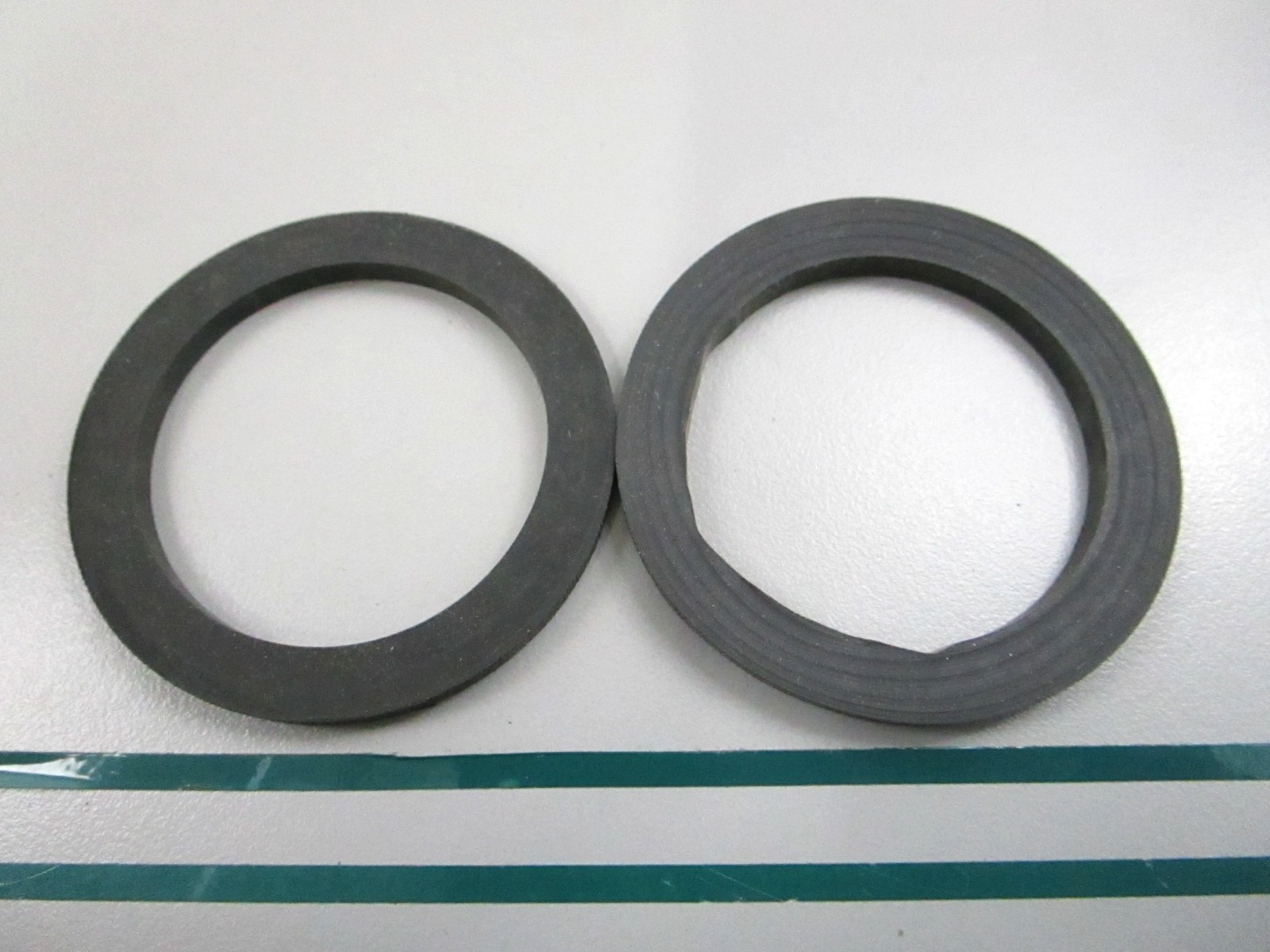 OMC Johnson Evinrude NEW OEM Fuel Bowl Gasket 333449 0333449 (LOT OF 2) 0810