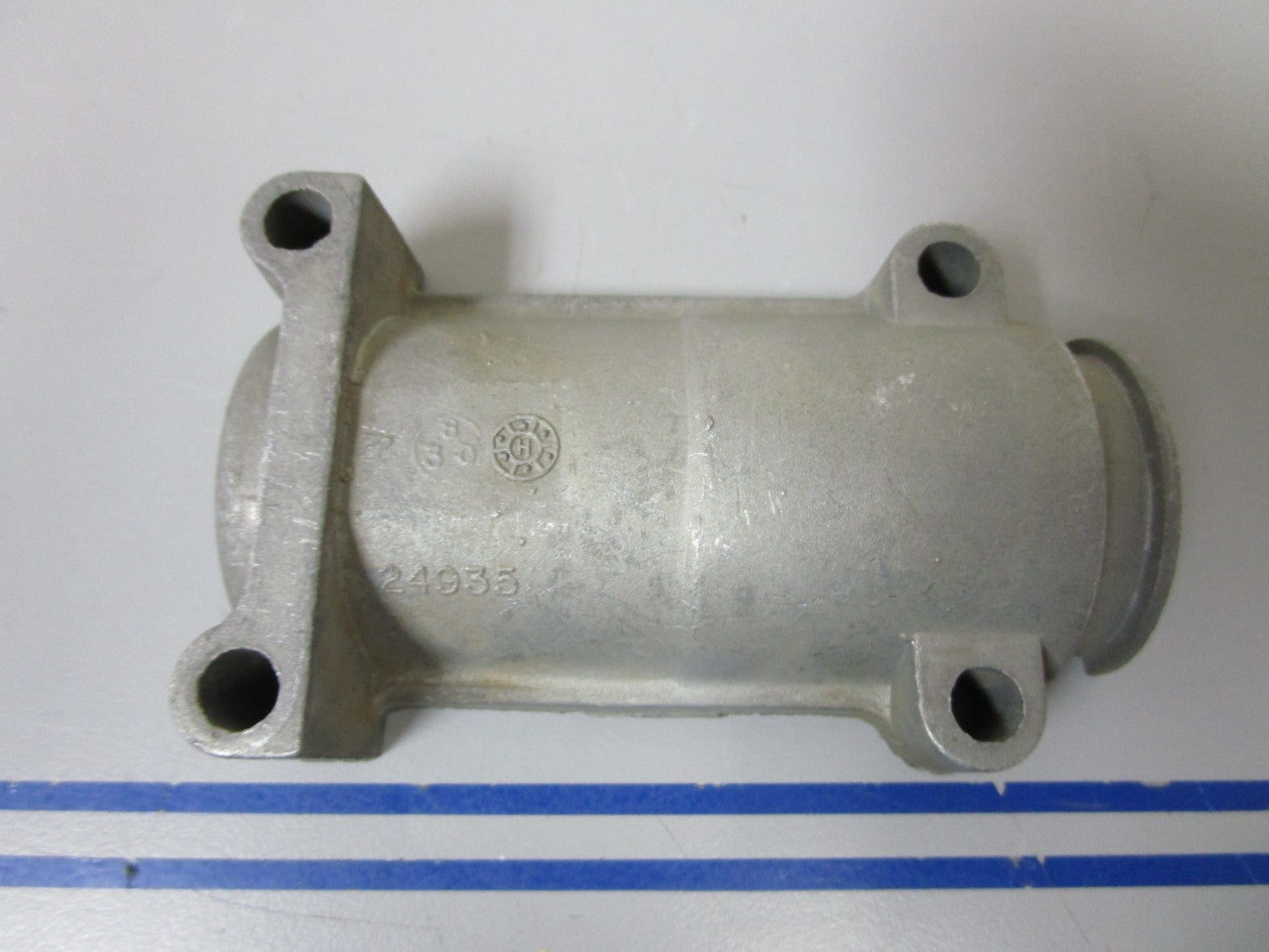 *NEW OEM* 0720 Mercury Quicksilver Upper Mount Cover 24935