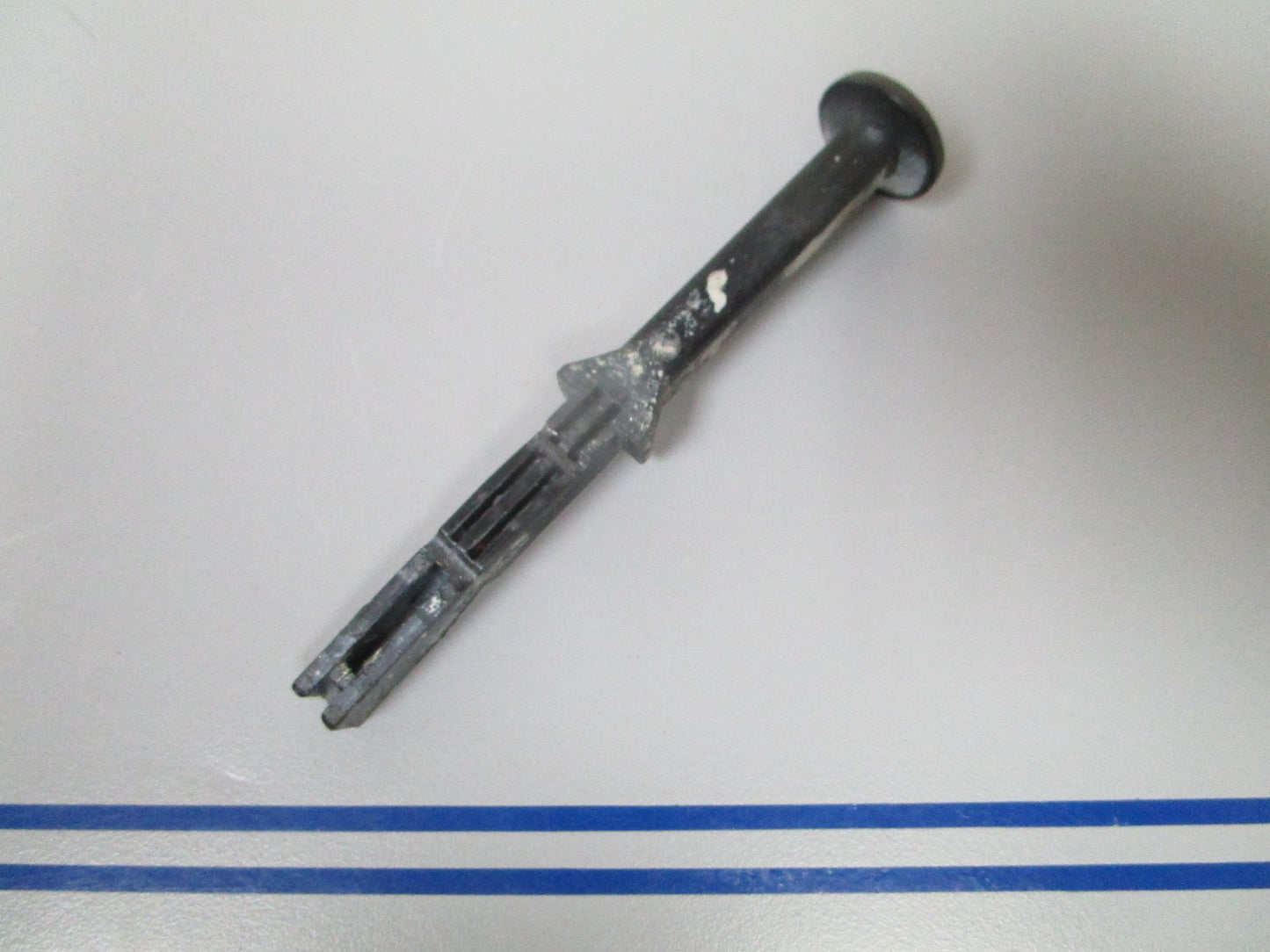 NEW OEM 205290 0205290 OMC Johnson Evinrude Choke Lever 0720