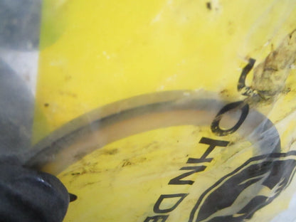 *NEW OEM* 0810 John Deere Seal TH102446