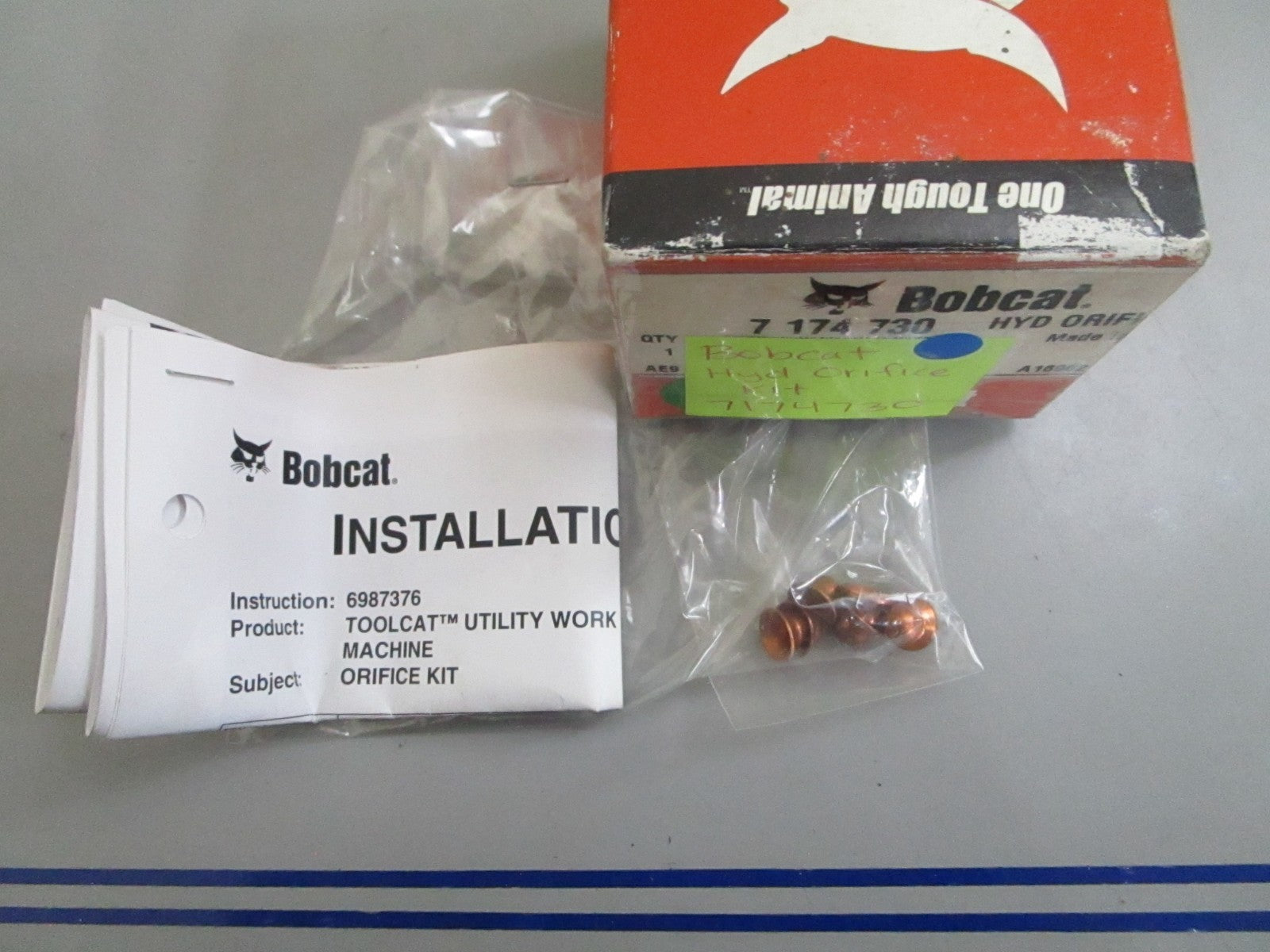 *NEW OEM* 0820 Bobcat Orifice Kit 7174730
