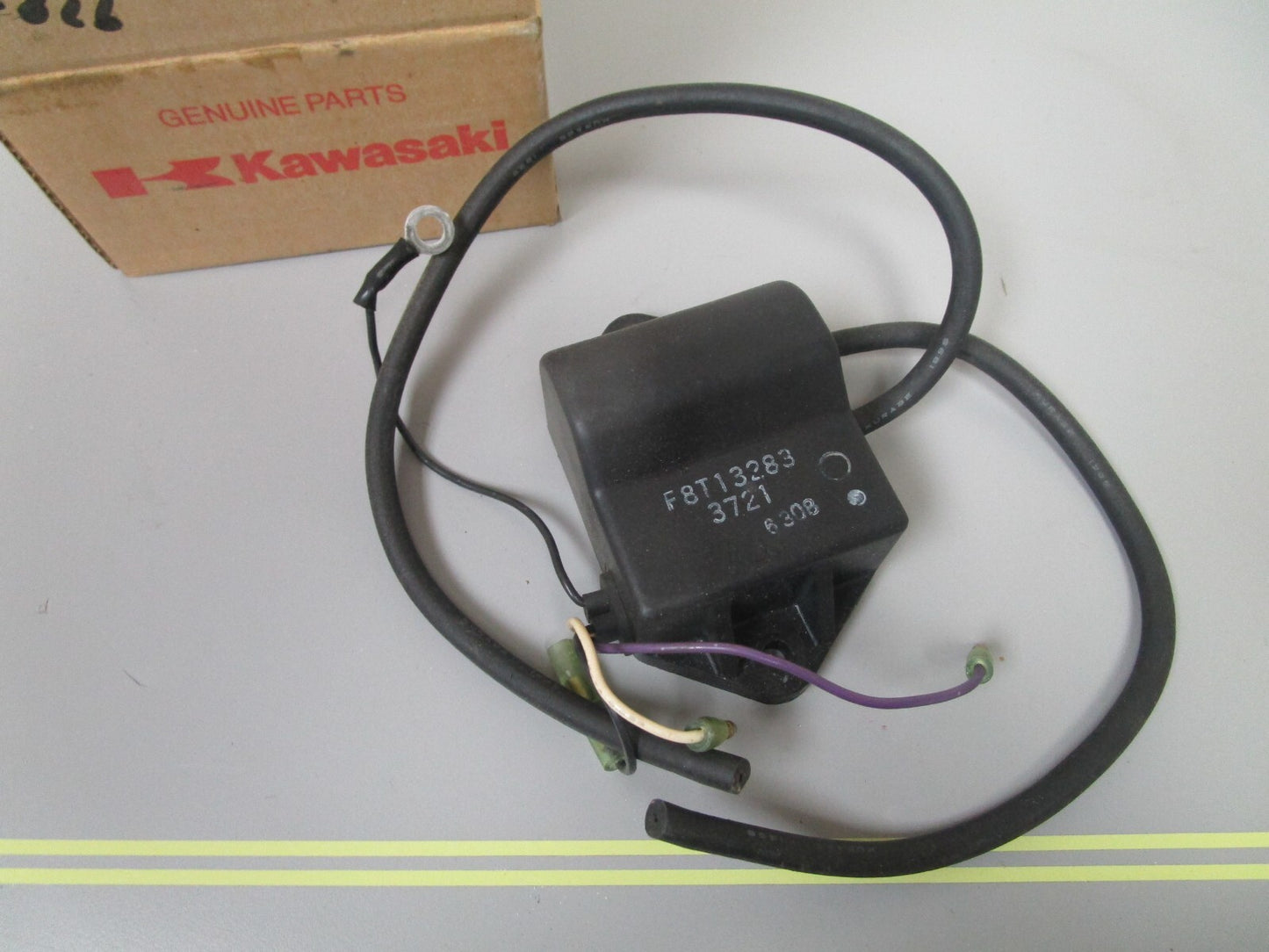 *NEW OEM* 0720 Kawasaki Igniter Assembly 21119-3721