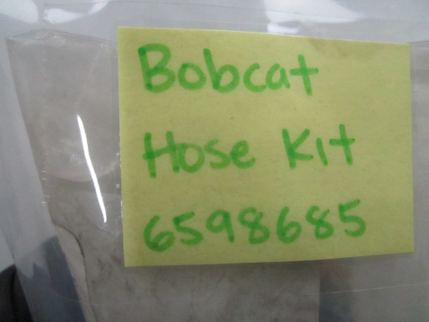 *NEW OEM* 0810 Bobcat Hose Kit 6598685