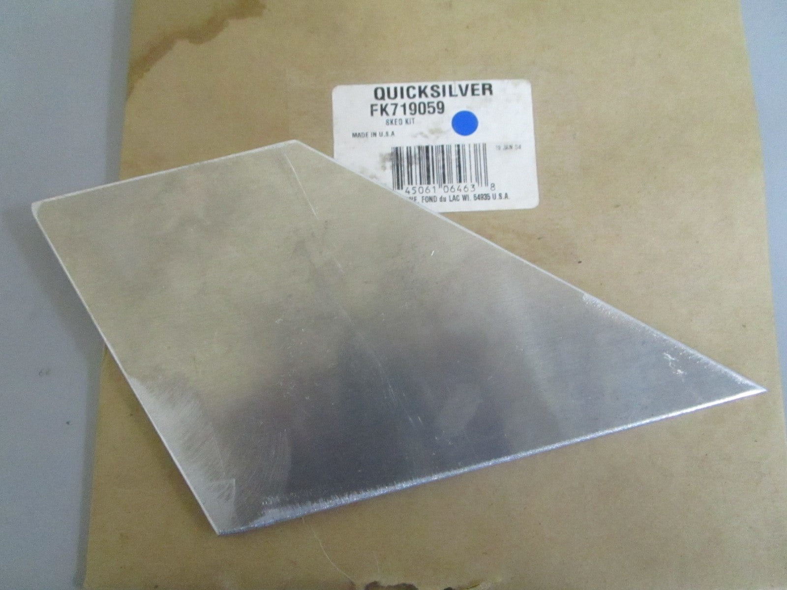 *NEW OEM* 0820 Mercury Quicksilver Skeg Kit FK719059