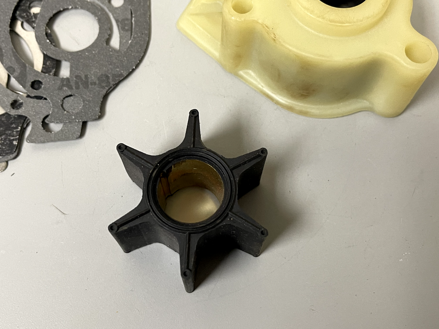 *NEW OEM* 0670 Mercury Quicksilver Water Pump Kit 46-60367A1 46 60367A1