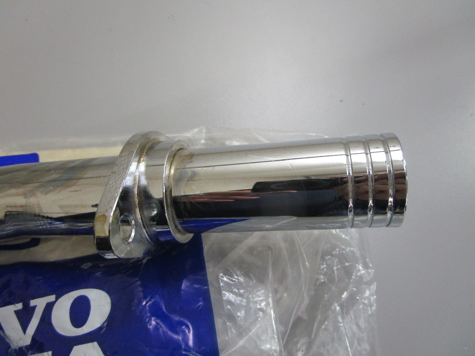 *NEW OEM* 0820 Volvo Penta Water Inlet 850729