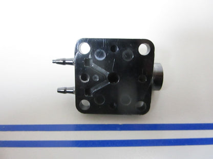 NEW OEM 338656 0338656 OMC Johnson Evinrude Primer Valve Cover 0720