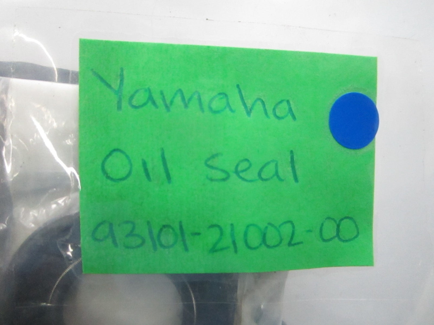 NEW OEM 93101-21002-00 Yamaha Oil Seal 0810