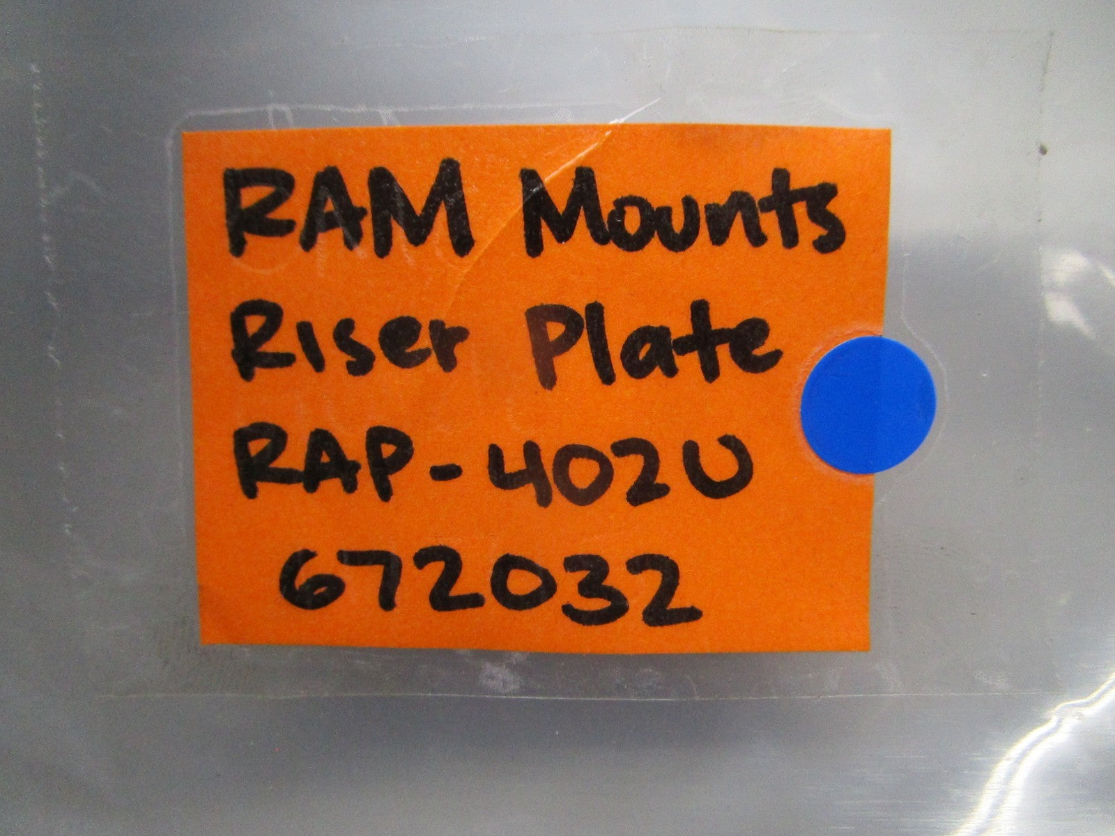 *NEW* 0820 RAM Mounts Riser Plate RAP-402U 672032