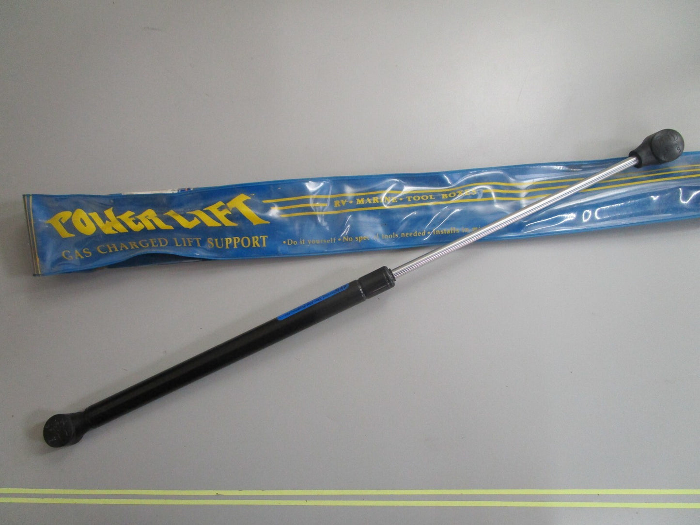 *NEW* 0810 SeaDog 17" Gas Lift Spring 321474-1