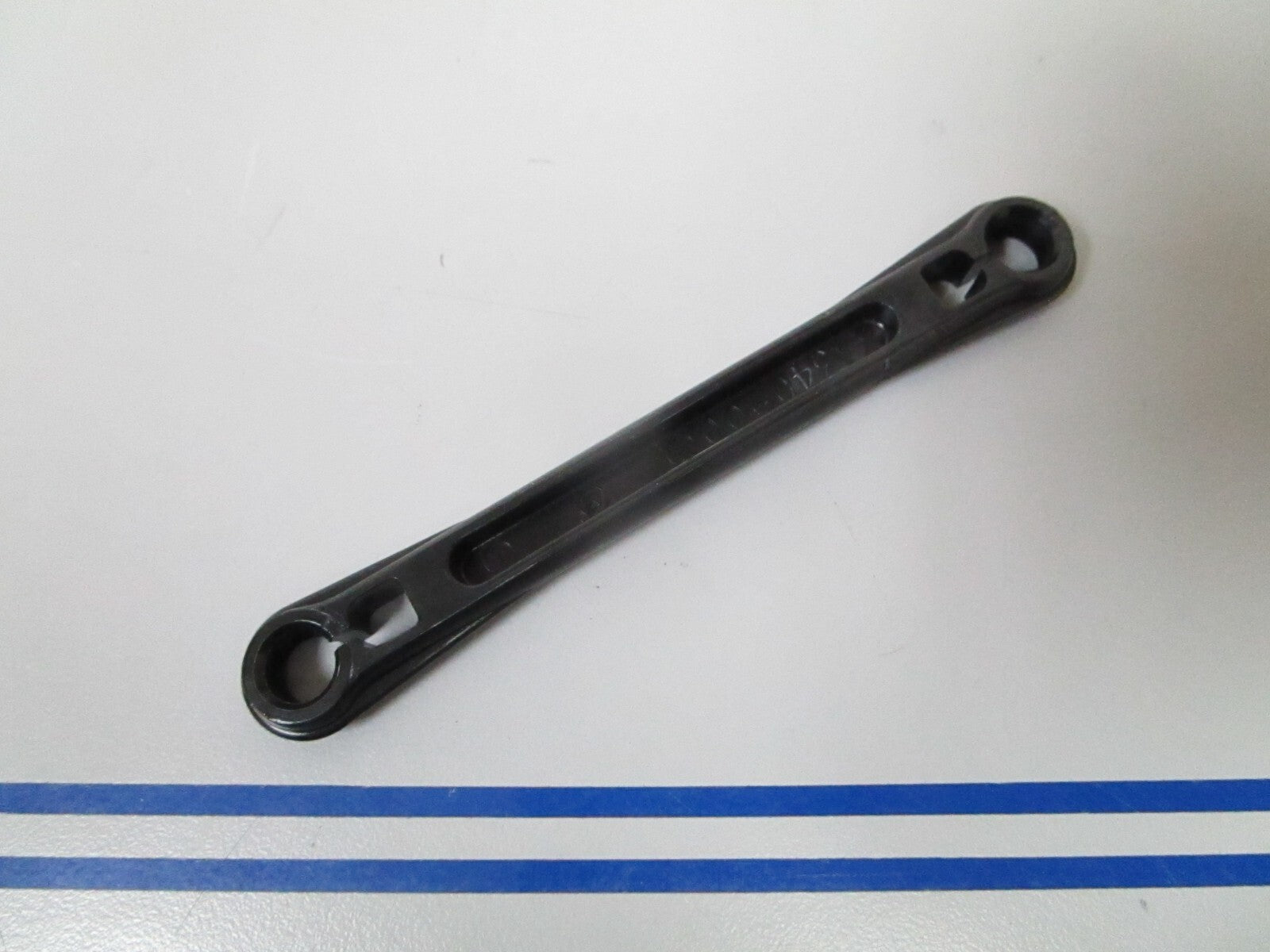 *NEW OEM* 0810 OMC Johnson Evinrude Shell Link 340900 0340900