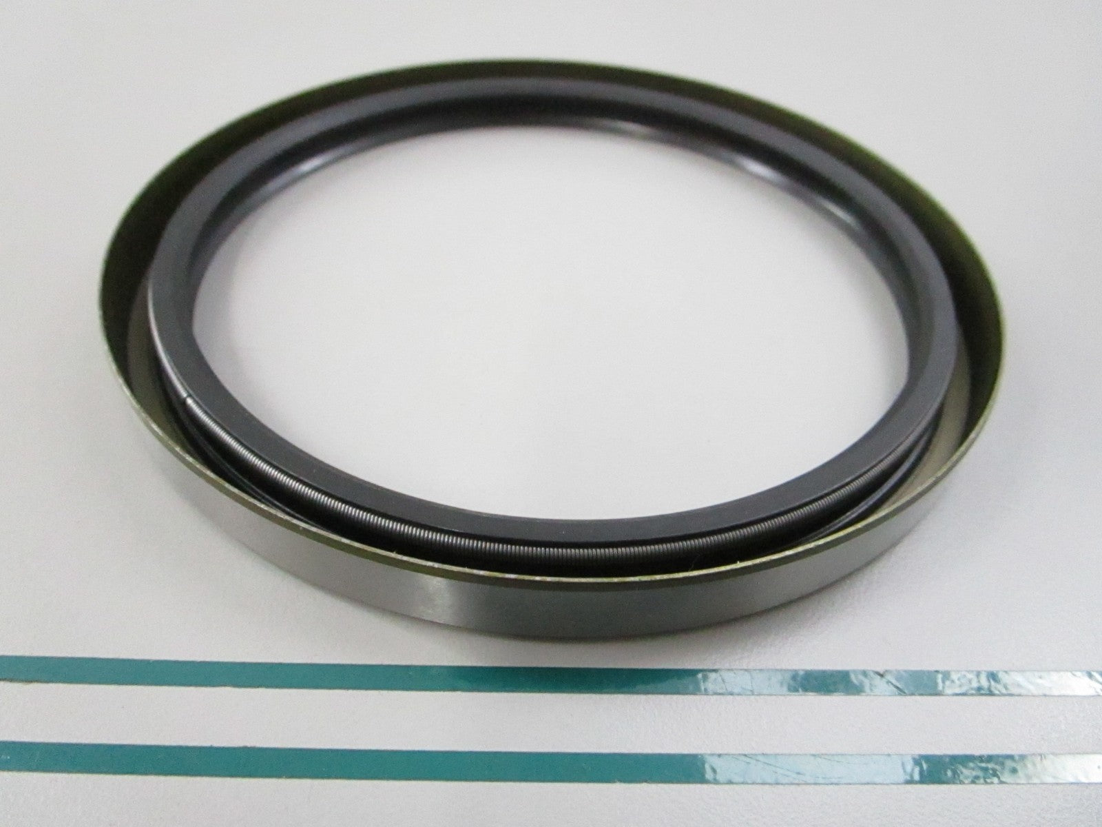 NEW LP1400-9345 For: LPM Total Source Oil Seal 0810
