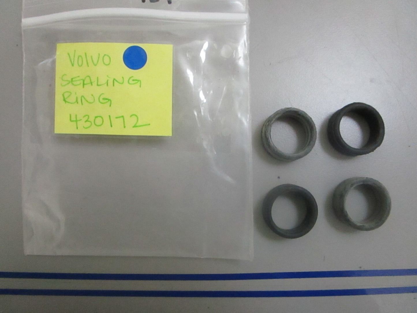 *NEW OEM* (LOT OF 4) 0810 Volvo Penta Sealing Ring 430172